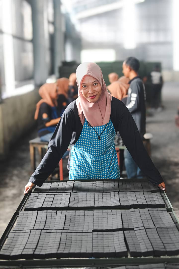 jasa foto company profile AQS Group Indonesia
